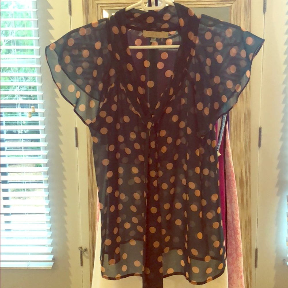 Polka dot sheer front tie shirt